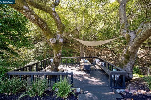 148 Draeger Drive, Moraga CA: https://media.crmls.org/mediaz/e134f054-4ecc-4796-87ee-d053a9988b34.jpg