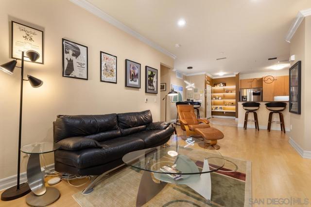 1225 ISLAND AV, San Diego CA: https://media.crmls.org/mediaz/e134f2e6-1a8d-498b-9809-54f51ad2e762.jpg