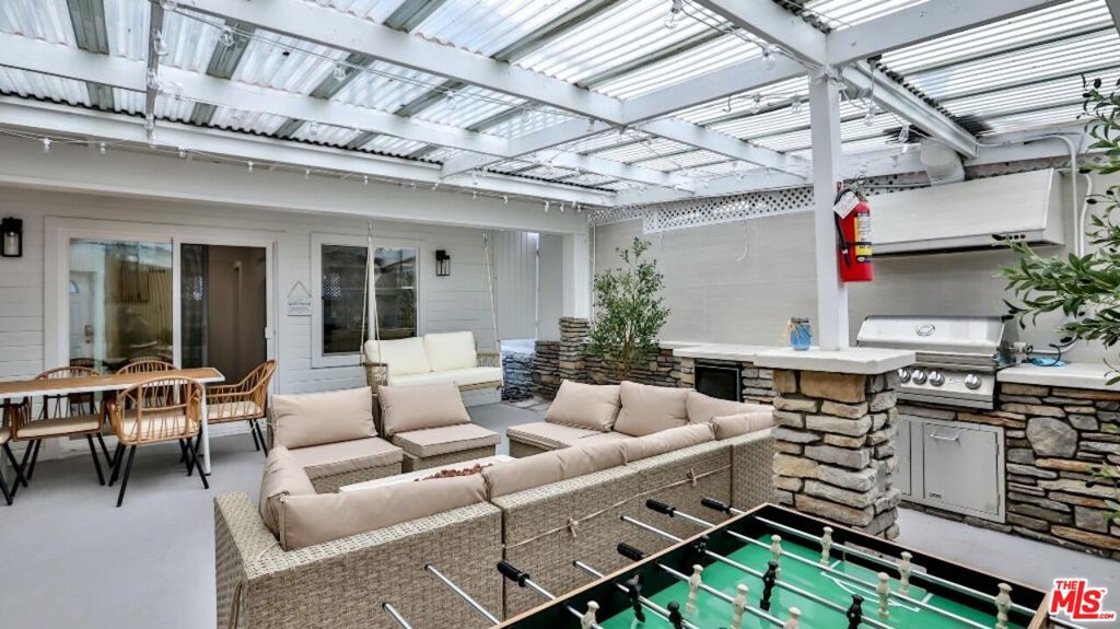 E1352c59 4d04 49c7 877b 9602cdc3cdf4