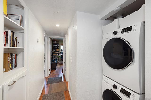 4184 33rd St, San Diego CA: https://media.crmls.org/mediaz/e13584c9-00cb-43e6-9127-abe0f5bcba19.jpg