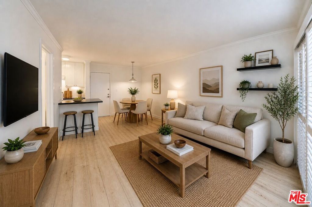 320 S Ardmore Avenue #236