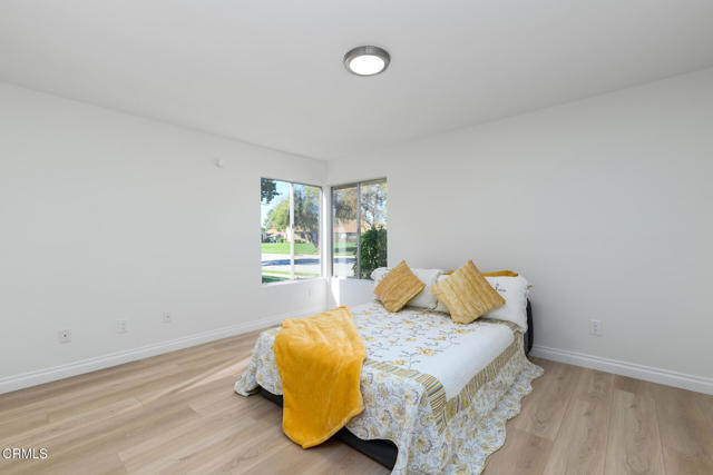 Detail Gallery Image 10 of 37 For 24121 Village 24, Camarillo,  CA 93012 - 2 Beds | 2 Baths