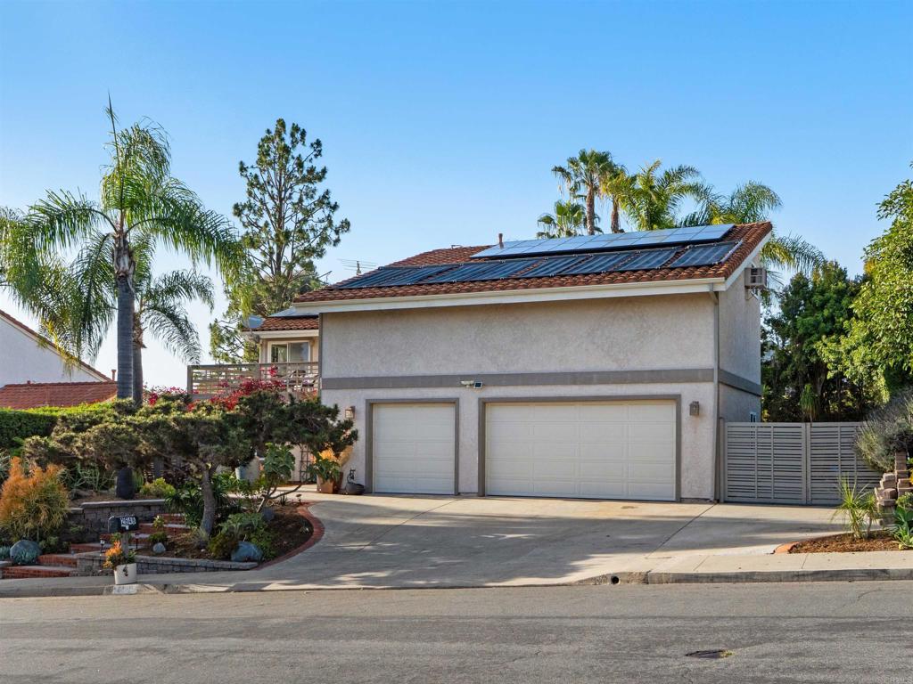 2646 Unicornio St - photo 3