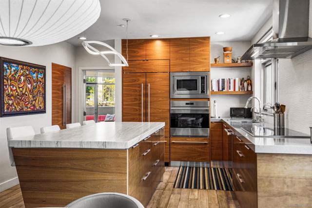 3740 Park Blvd, San Diego CA: https://media.crmls.org/mediaz/e1363838-7f4a-4473-9ce2-e94fa0040a0e.jpg