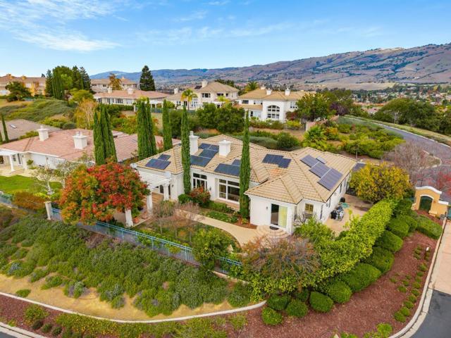 5253 Vicenza Way, San Jose CA: https://media.crmls.org/mediaz/e138a1e7-821e-43bc-879b-ac15c994433e.jpg