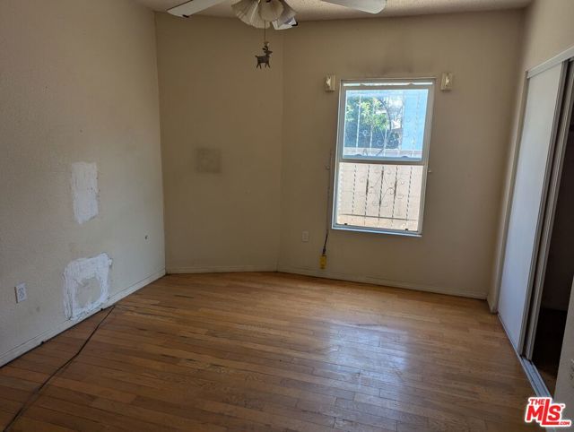 2134 8th Avenue, Los Angeles CA: https://media.crmls.org/mediaz/e138c56a-5685-4234-a49d-67472e2367a0.jpg