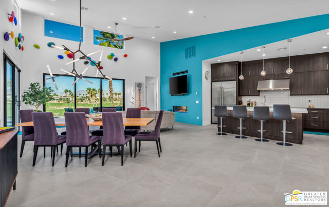 4321 Lumina Way, Palm Springs CA: https://media.crmls.org/mediaz/e138cac7-e99f-473d-9894-1967cbe1f2f2.jpg