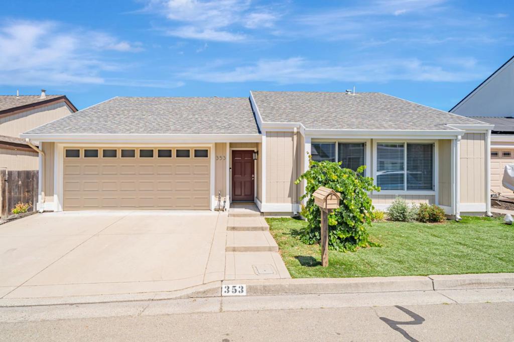353 Meadowood Circle
