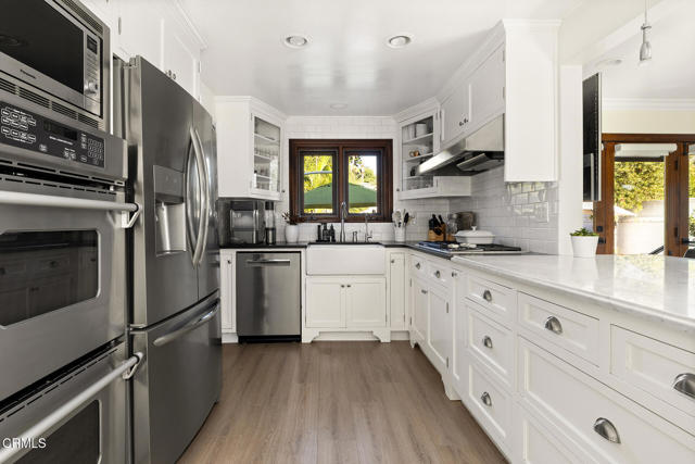 404 Rosemont Boulevard, San Gabriel CA: https://media.crmls.org/mediaz/e139702c-3497-46c0-9d3a-e36e2c443116.jpg