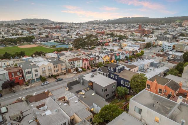 154 Stanyan Street, San Francisco CA: https://media.crmls.org/mediaz/e139a6d5-2d8a-48c1-a52c-07ae662829ee.jpg