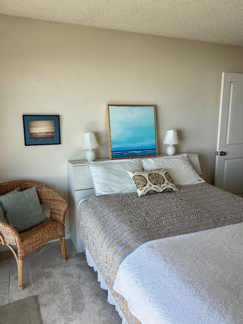 101 Shell Drive, Watsonville CA: https://media.crmls.org/mediaz/e13a860a-b799-4285-a1b7-9c2bb43a2d95.jpg