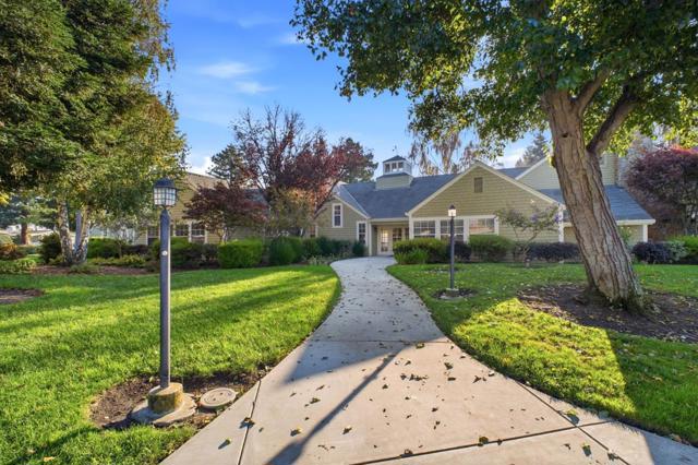 29372 Providence Way, Hayward CA: https://media.crmls.org/mediaz/e13ac93b-f280-41c3-a582-821342a160c5.jpg