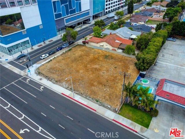 7911 Orangethorpe Avenue, Buena Park CA: https://media.crmls.org/mediaz/e13b3d9c-0aad-4c34-b511-663cafe051fc.jpg