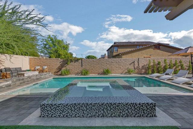 84400 Onda Drive, Indio CA: https://media.crmls.org/mediaz/e13b9191-8cb3-4c3d-ad7d-5dcac8f5303e.jpg