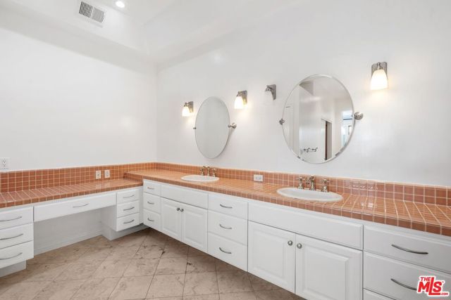 Drew Fenton | 2042 Palisades Drive Pacific Palisades CA | MLS: 7496433 Drew Fenton | 2042 Palisades Drive Pacific Palisades CA | MLS: 7496433