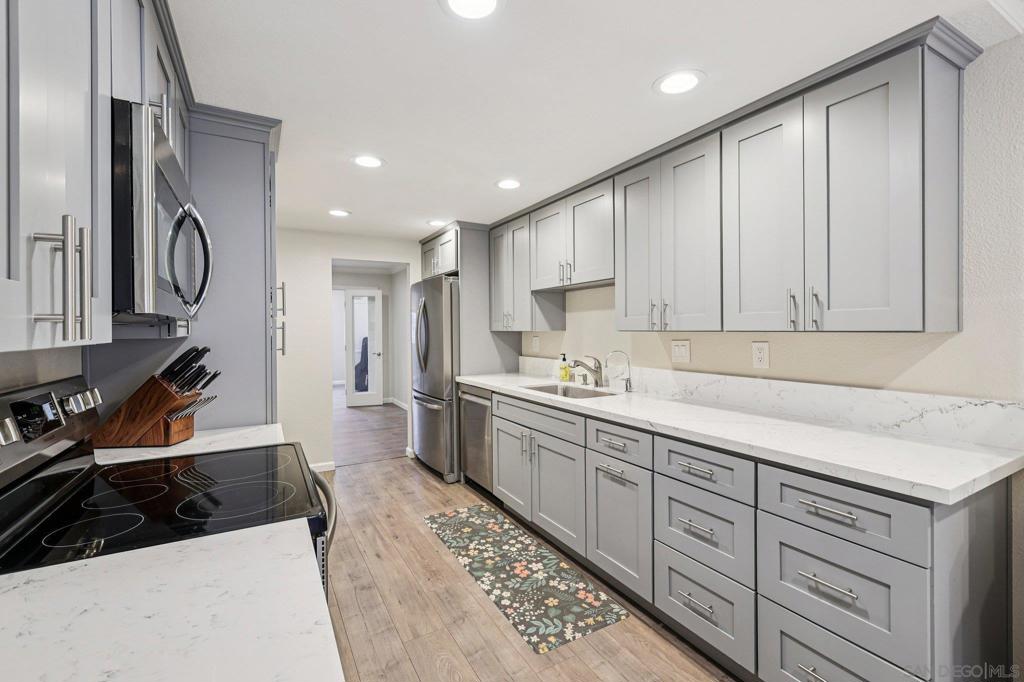 8870 Caminito Primavera - photo 8