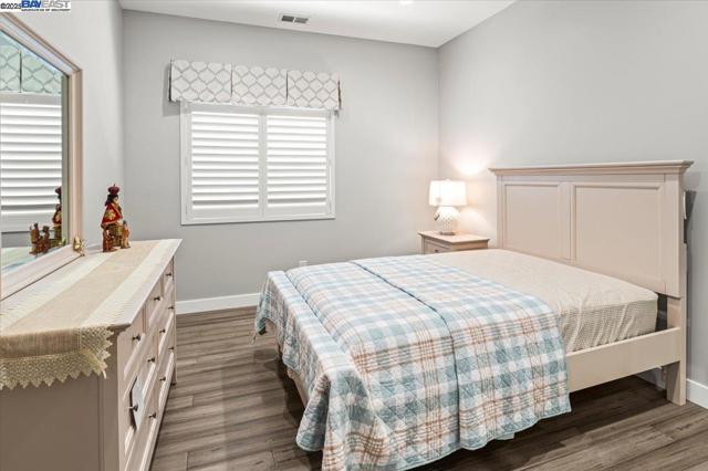 4309 BORA BORA AVE, Fremont CA: https://media.crmls.org/mediaz/e13d3ceb-1d03-4847-b162-6c4c219c0c33.jpg