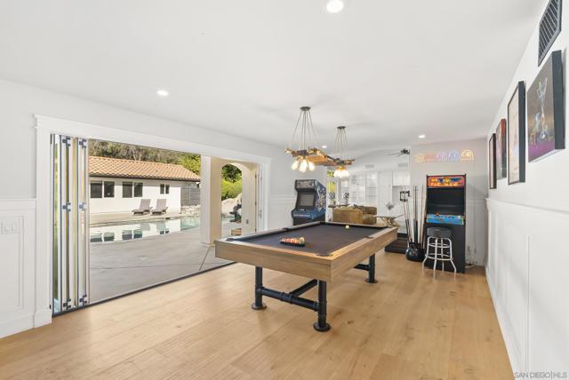14224 Harrow Place, Poway CA: https://media.crmls.org/mediaz/e13db4f7-b161-4e3b-99ab-56c1ef8c44fb.jpg