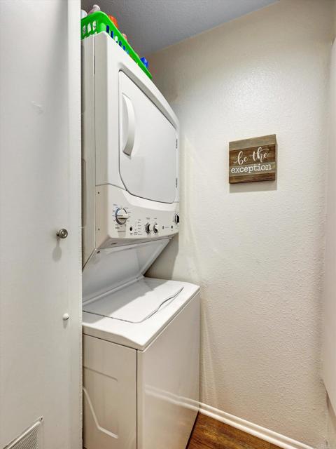 Detail Gallery Image 24 of 31 For 1091 Shadowridge Dr #114,  Vista,  CA 92081 - 2 Beds | 1 Baths