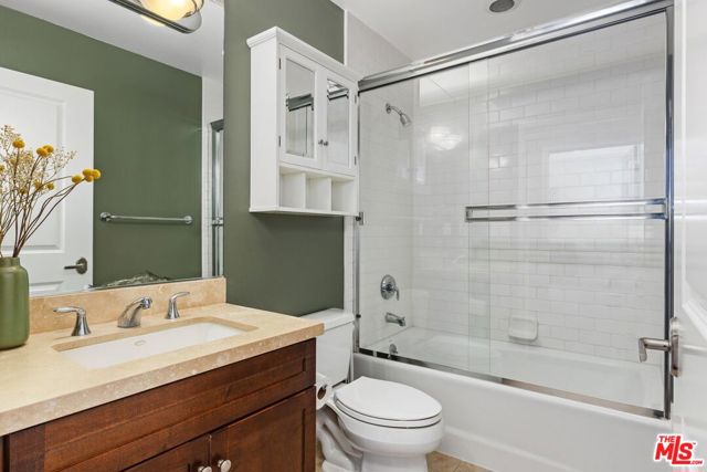 7249 Franklin Avenue, 401 photo 20