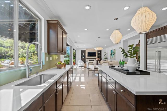 11577 Sweet Willow Way, San Diego CA: https://media.crmls.org/mediaz/e13e9399-a877-4cef-bdae-d996d53d2b1a.jpg