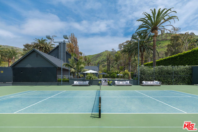 Drew Fenton | 23122 Mariposa De Oro Street Malibu CA | MLS: 7176819