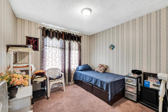 7565 Melvin Avenue, Reseda CA: https://media.crmls.org/mediaz/e13edf9b-0bb4-48da-911c-cd2584cbb63e.jpg