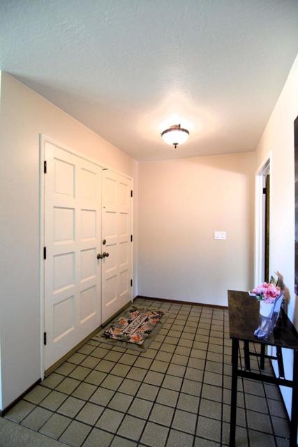 4456 Waimea Court, San Jose CA: https://media.crmls.org/mediaz/e13ff45b-fdef-4ef4-82f8-0175b5eceddb.jpg
