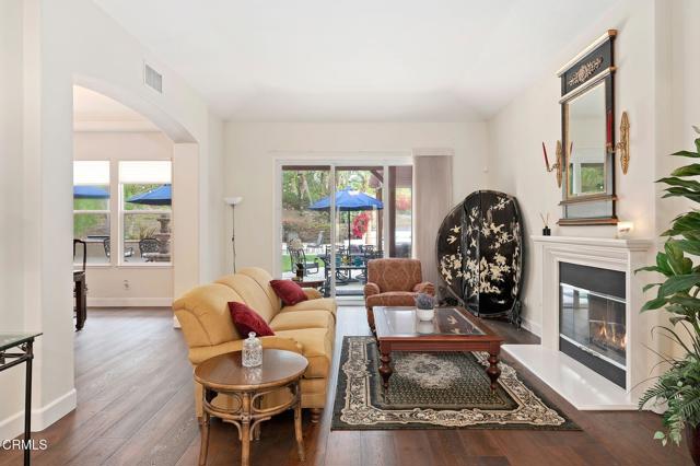 Detail Gallery Image 10 of 24 For 1707 Corte Jubilo, Camarillo,  CA 93012 - 4 Beds | 3/1 Baths