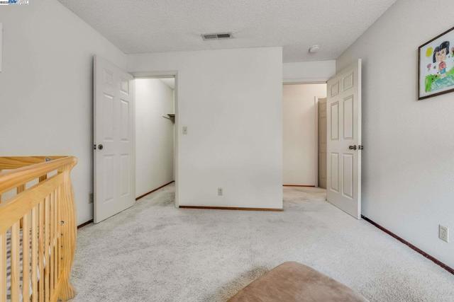 22135 Sevilla Rd, Hayward CA: https://media.crmls.org/mediaz/e1400f2e-6d13-4f88-a688-6dfe87a70b51.jpg