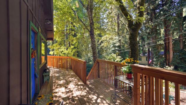 526 Lower Locksley Road, Boulder Creek CA: https://media.crmls.org/mediaz/e1422e7d-df4d-445d-a5cf-e12236890474.jpg
