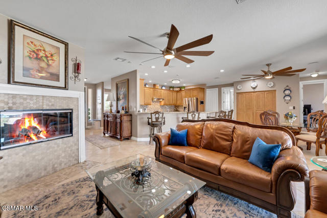 7142 W Avenue A4, Lancaster CA: https://media.crmls.org/mediaz/e142ca30-2e05-4c9d-9ae5-4127db8e0399.jpg