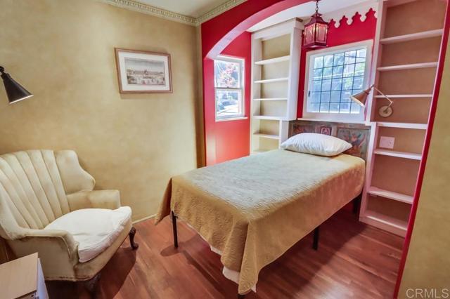 Detail Gallery Image 58 of 73 For 3014 Xenophon St, Point Loma,  CA 92106 - 5 Beds | 3 Baths