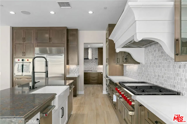 20517 W Deer Grass Court, Porter Ranch CA: https://media.crmls.org/mediaz/e14320c0-52aa-43a9-9393-9f8eb780afe5.jpg