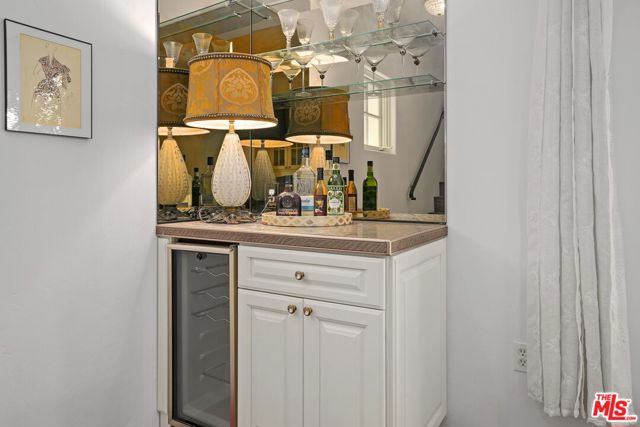 1414 North Harper Avenue, 18 photo 8