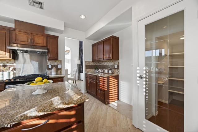 Detail Gallery Image 18 of 53 For 445 Cremona Way, Oak Park,  CA 91377 - 4 Beds | 3 Baths