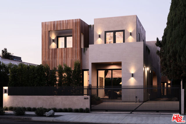 6671 Colgate Avenue, Los Angeles CA: https://media.crmls.org/mediaz/e14474df-37e3-4953-b4e5-8c09186315b8.jpg