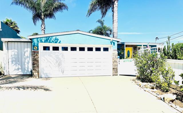 1454 Moreno Street, Oceanside CA: https://media.crmls.org/mediaz/e1459ee7-d1e7-4b8d-9270-65164d426675.jpg