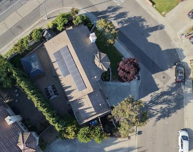 38101 Cambridge Court, Fremont CA: https://media.crmls.org/mediaz/e146663e-41ad-4d8d-93ed-822089ddc4ba.jpg