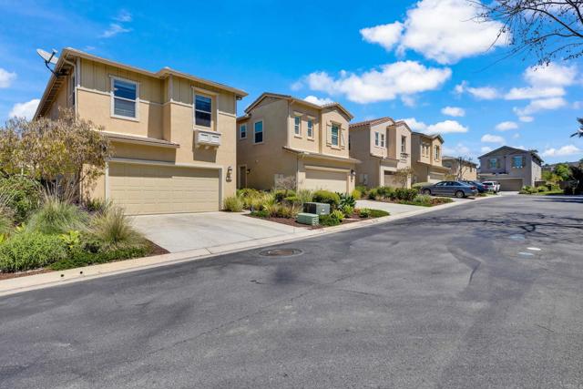 1132 Cherry Tree Lane, Vista CA: https://media.crmls.org/mediaz/e1471443-52dc-47bd-8ae7-5d771693a8ba.jpg