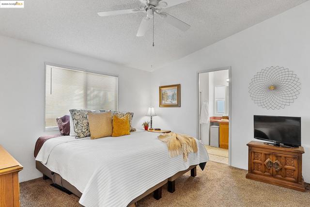 114 Zartop St, Oakley CA: https://media.crmls.org/mediaz/e14761b9-309a-4869-bc99-389c52c88ce9.jpg