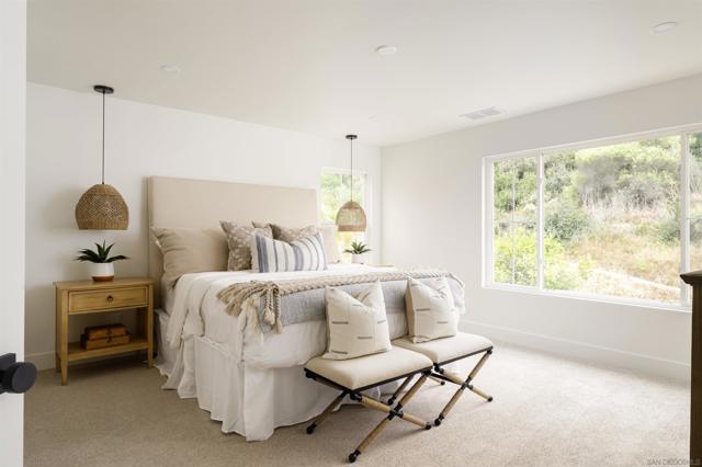 5077 Ashberry, Carlsbad CA: https://media.crmls.org/mediaz/e147c6c6-acb3-4afb-9a87-db7dc457bf95.jpg