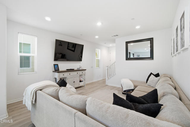 Detail Gallery Image 7 of 48 For 1873 Brittlebush Rd, Santa Paula,  CA 93060 - 3 Beds | 2/1 Baths