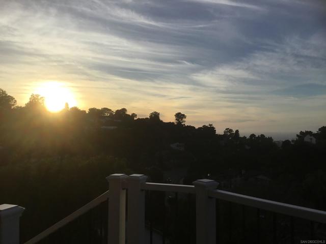 1935 Nautilus St, La Jolla CA: https://media.crmls.org/mediaz/e1496333-4867-4aa0-949c-4374c3d3e10e.jpg