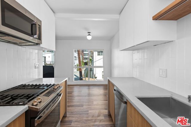 1563 Gordon Street, Los Angeles CA: https://media.crmls.org/mediaz/e14978f3-0c56-4b74-82be-6cf8d155effe.jpg