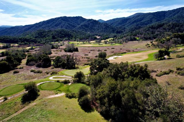 37 E Pronghorn Run, Carmel CA: https://media.crmls.org/mediaz/e14a304f-8413-4d39-81aa-0617ff805a11.jpg