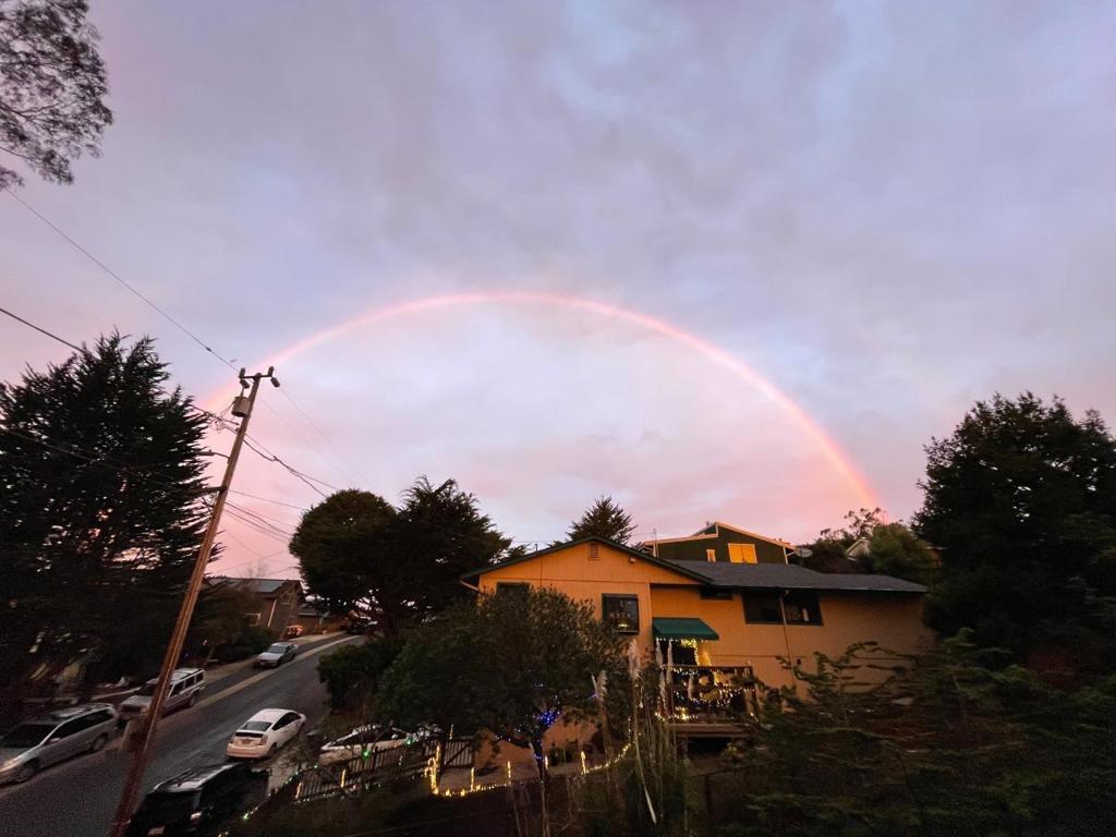 https://media.crmls.org/mediaz/e14a4b9d-0594-4607-8c2d-67bc41611d36.jpg?preset=X-Large