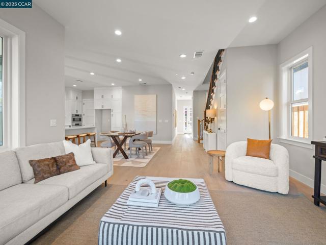257 Haleena Place, Walnut Creek CA: https://media.crmls.org/mediaz/e14aa4ec-6410-42aa-be62-f21abab178ac.jpg
