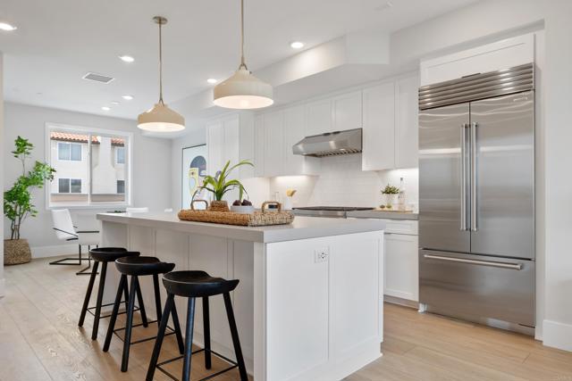 Detail Gallery Image 14 of 32 For 324 Chinquapin Ave, Carlsbad,  CA 92008 - 2 Beds | 2/1 Baths