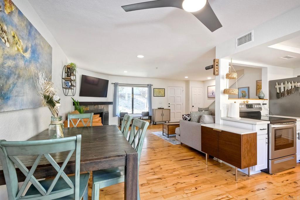 1680 N Coast Highway 101 27